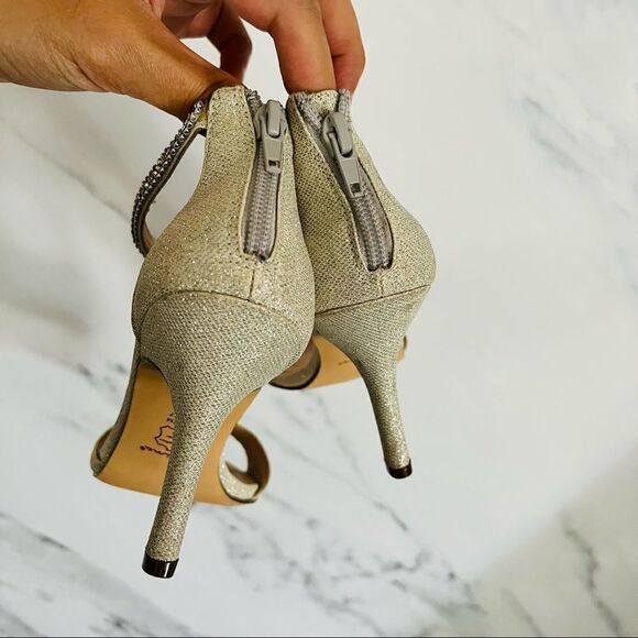 Nina jeweled Ankle Strap Heeled Sandals Size 7M - Picture 3 of 7